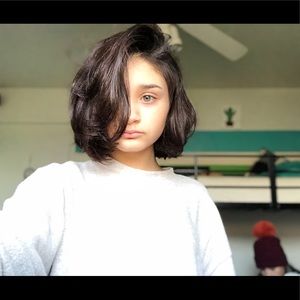 Meet your Posher, Olivia